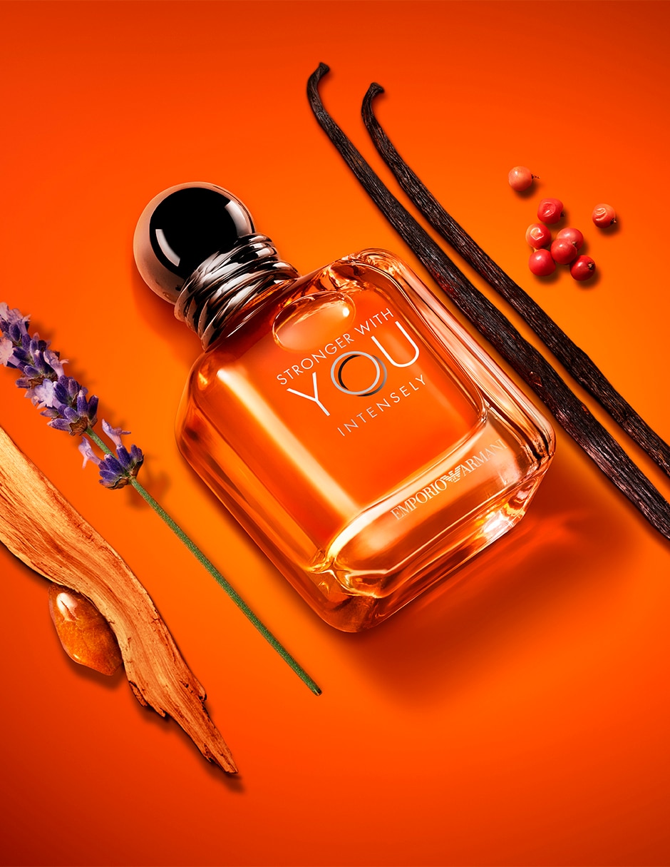 Eau de parfum Giorgio Armani Stronger With You Intensely para hombre