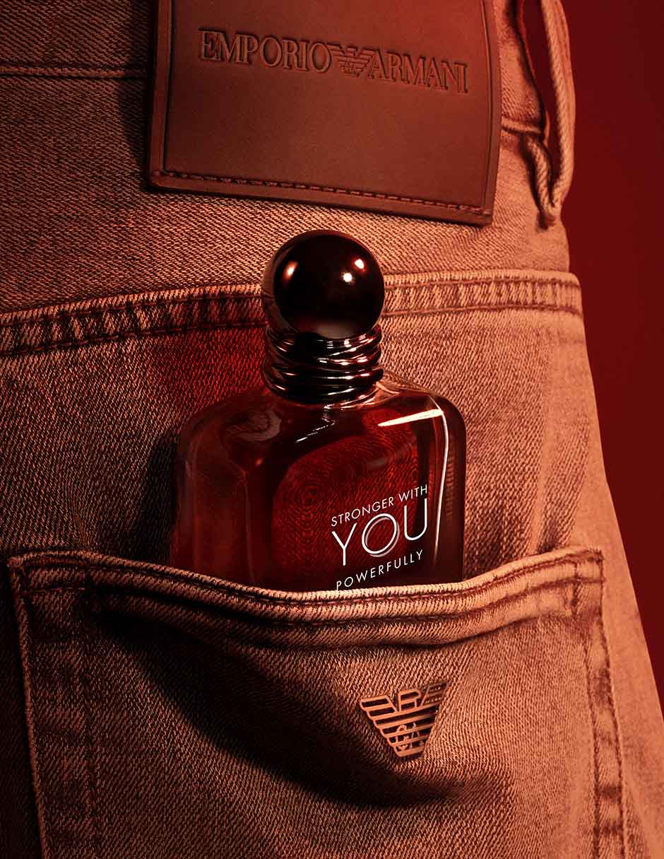Eau de parfum Giorgio Armani Stronger With You para hombre