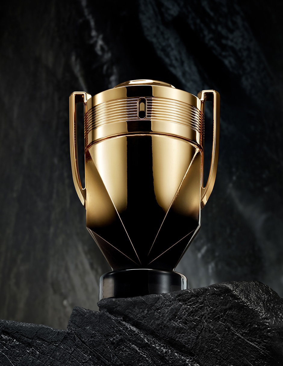 Kit Eau de parfum Invictus Elixir Parfum para hombre 3