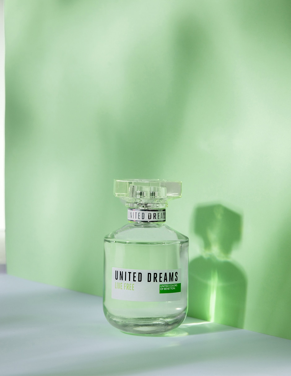 Eau de toilette United Dreams Live Free para mujer 2